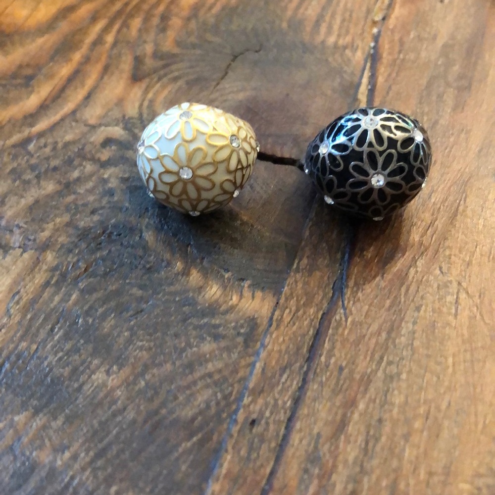 2 Coach Flower Rings